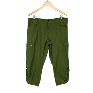 Woolrich Solid Green Cotton Nylon Scrunched Ankle Capri Cargo Pants Size 10